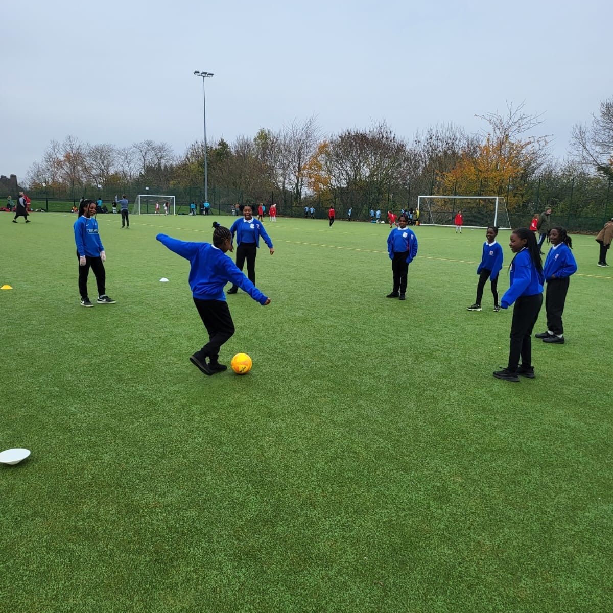 st-george-s-ce-primary-school-year-5-6-girls-football